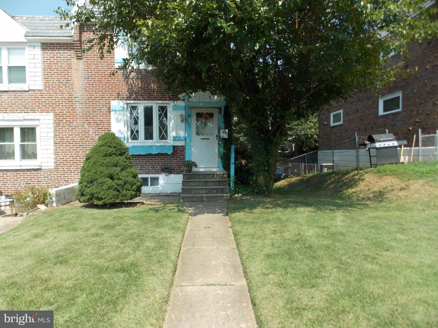 Property Photo: 5221 Westbrook Drive PA 19018