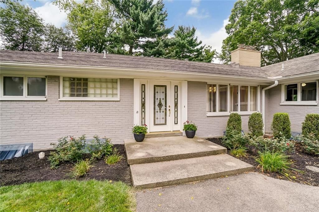 Property Photo: 5500 Anne Lane OH 45459
