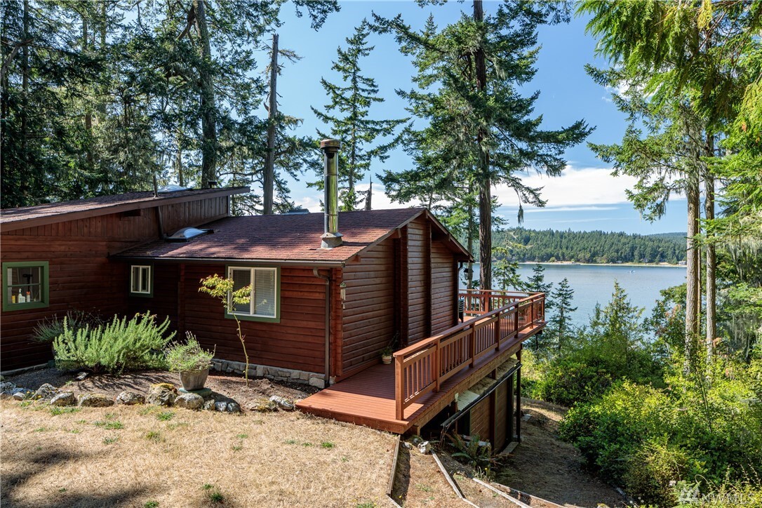 231  Snug Harbor Drive  Lopez Island WA 98261 photo