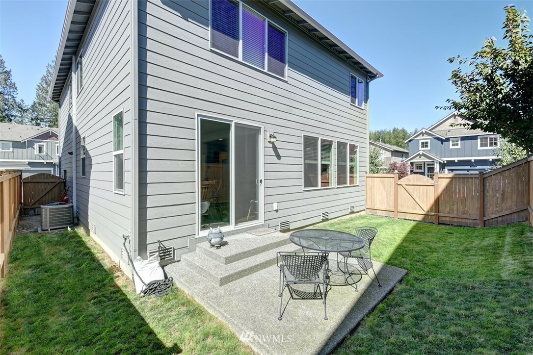 Property Photo: 7628 16th Place SE WA 98258