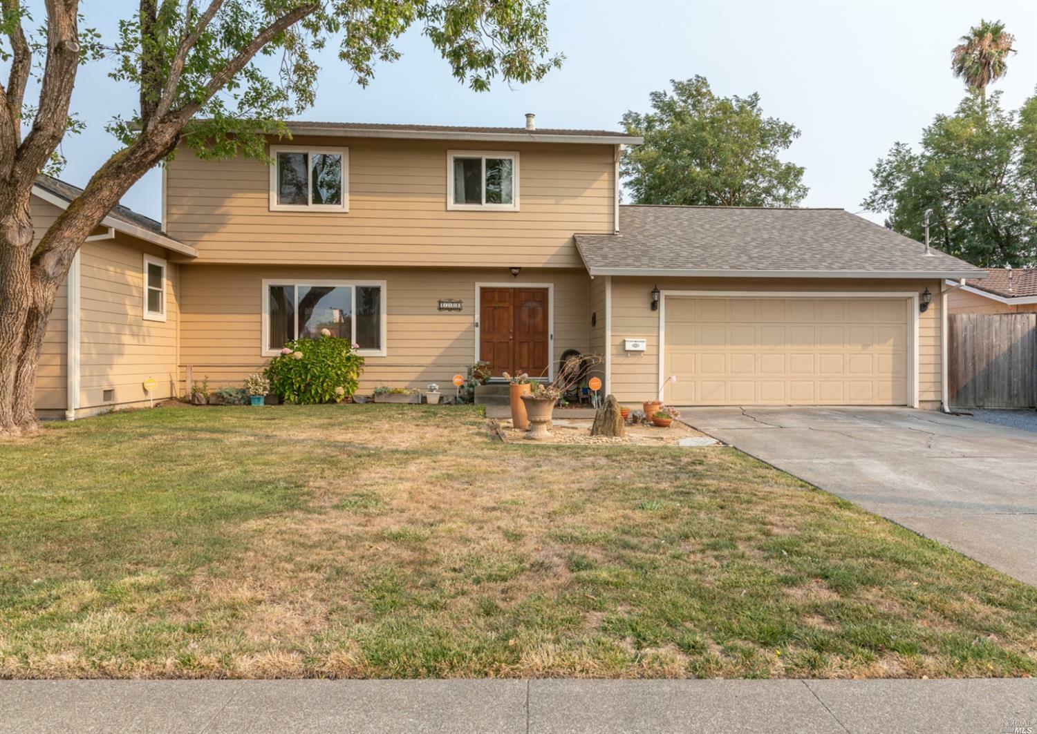 Property Photo:  1724 Weaverly Drive  CA 94954 