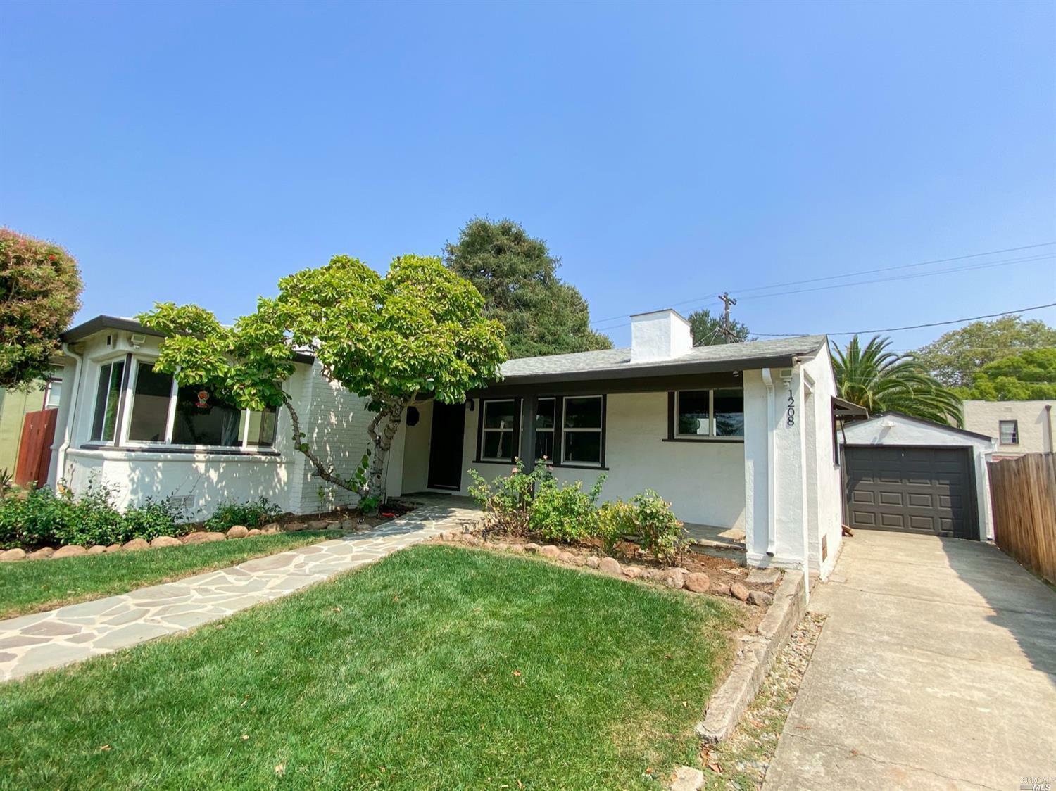 Property Photo:  1208 Amador Street  CA 94590 