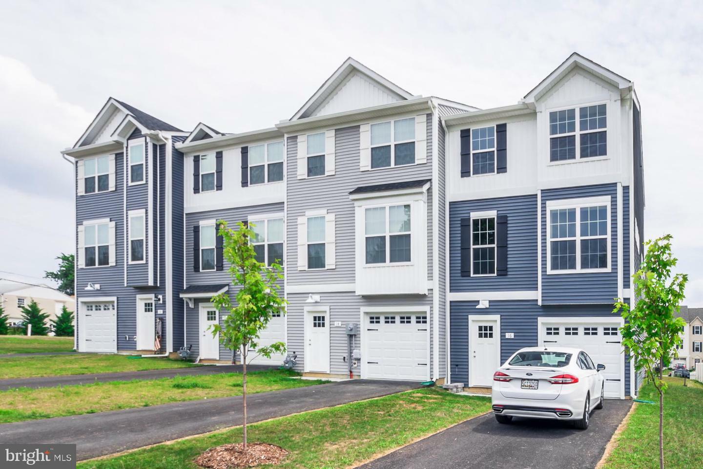Property Photo: 116 Overlook Drive PA 17331