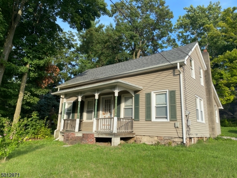 Property Photo: 604 Hardystonville Rd NJ 07416