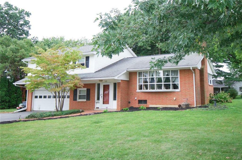 Property Photo:  703 Spruce Street  PA 18049 