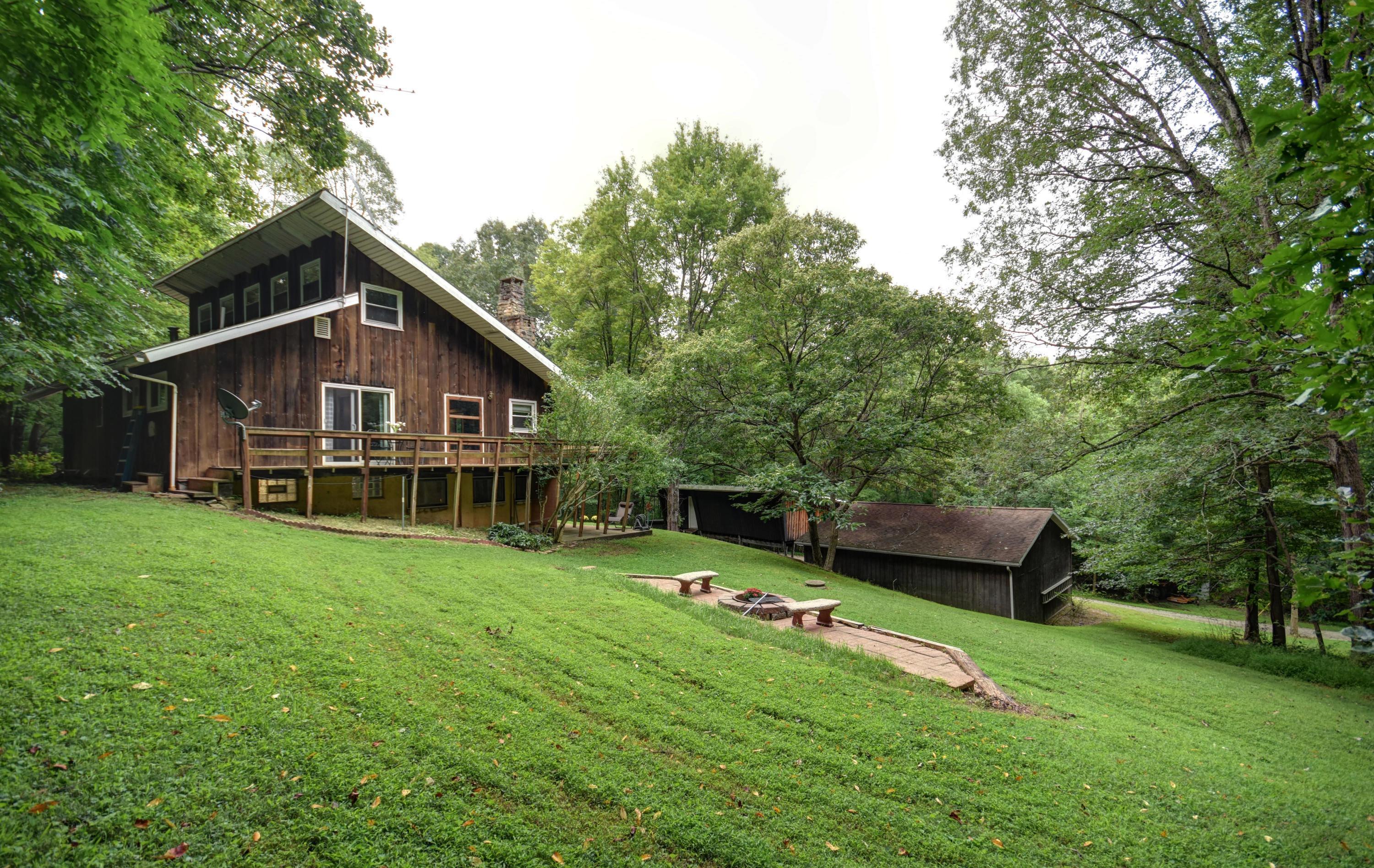 Property Photo:  9628 Pleasant Valley NE Road  OH 43822 