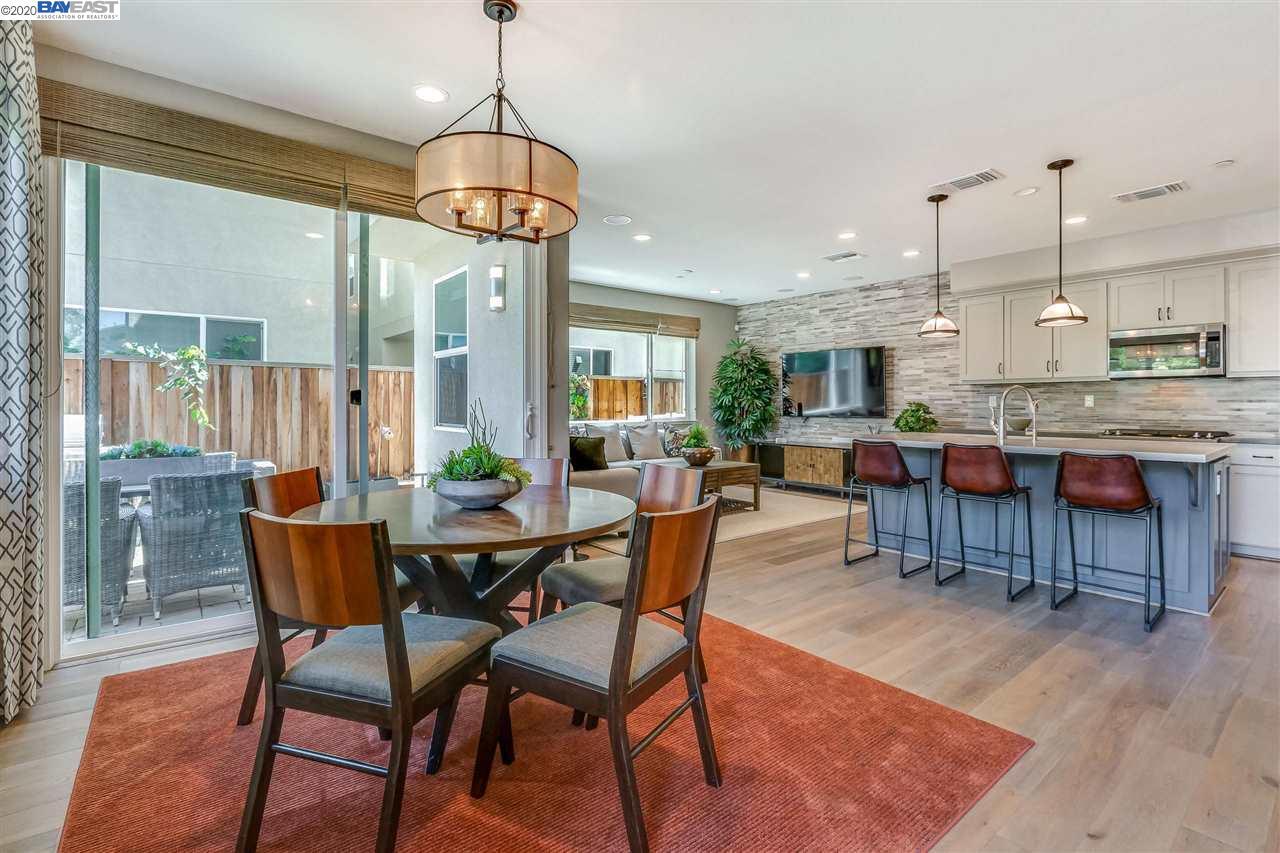 Property Photo: 8548 Lookout Way CA 94560