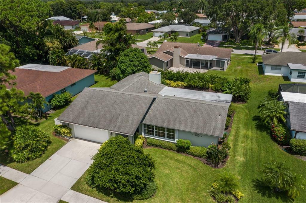 Property Photo:  3957 Lemonwood Drive  FL 34232 