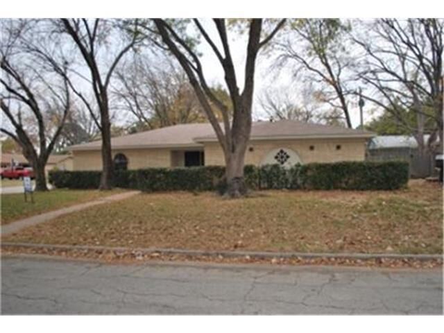 Property Photo:  2309 San Diego Drive  TX 76015 