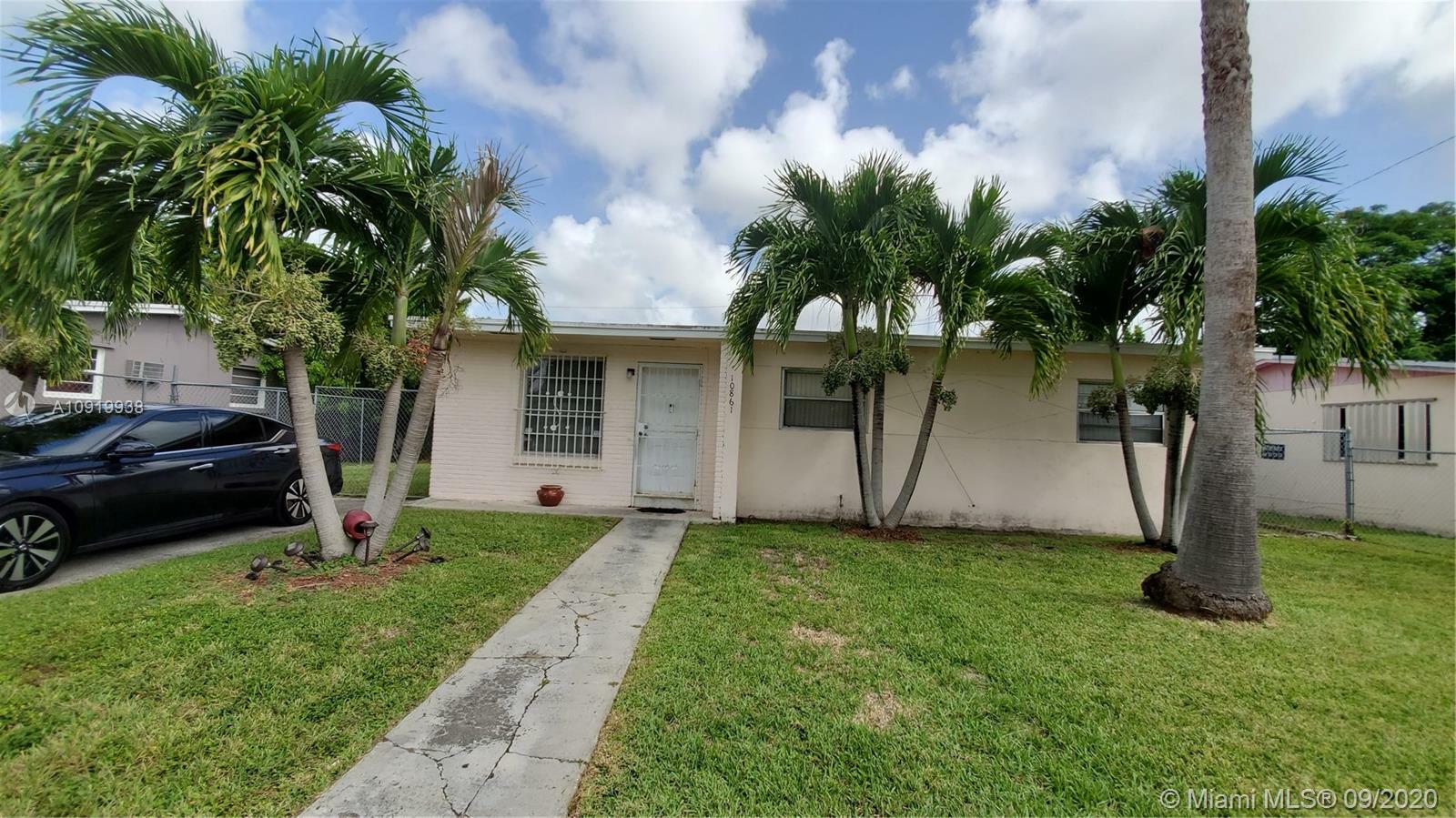 10861 SW 222nd St  Miami FL 33170 photo