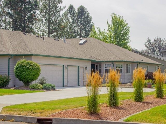 Property Photo: 2316 E 55th Ave Unit 1 WA 99223