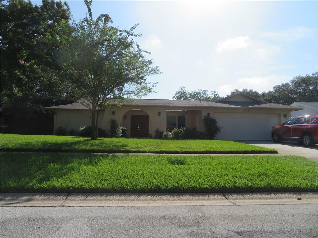 Property Photo:  2547 Splitwood Way  FL 33761 