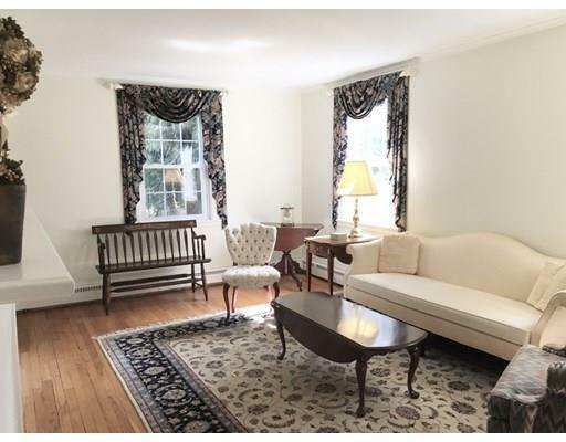 Property Photo:  22 Edgebrook Rd  MA 01701 