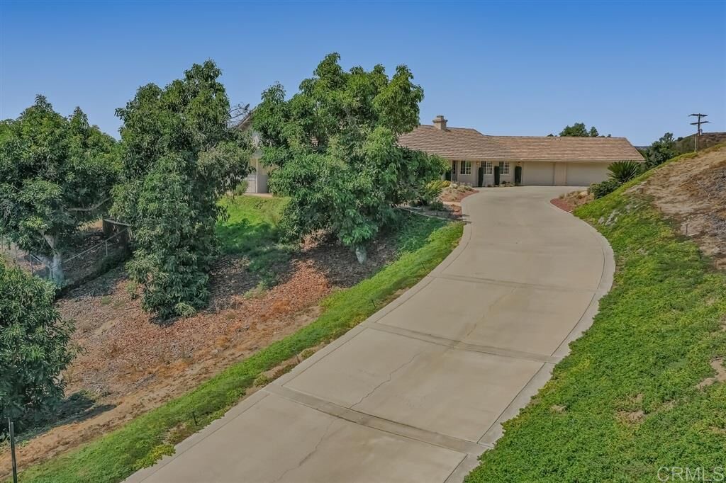 Property Photo: 2150 Calle Corredor CA 92028