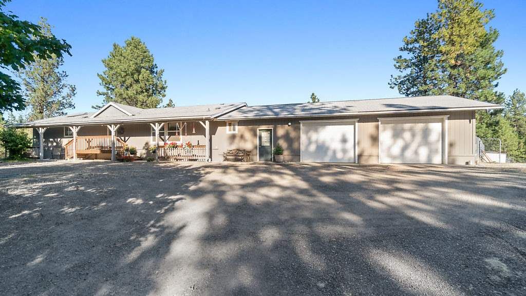 Property Photo: 12523 W Pine Ridge Ln WA 99004