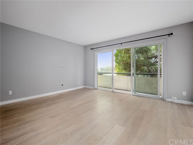 Property Photo:  1600 Ardmore Avenue 132  CA 90254 