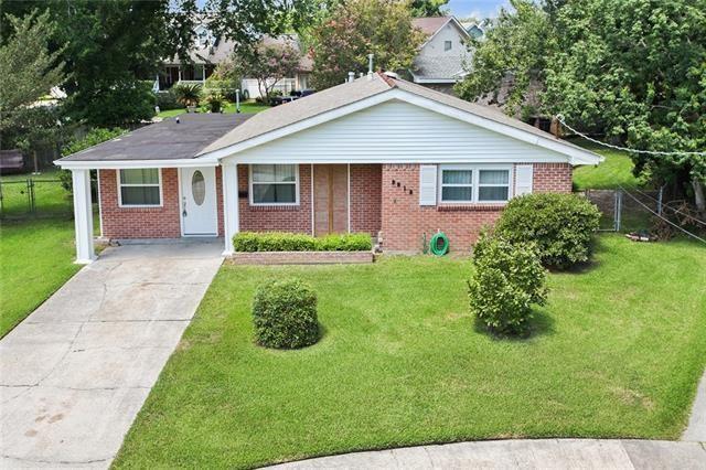 Property Photo: 9512 Kuepferle Court LA 70123