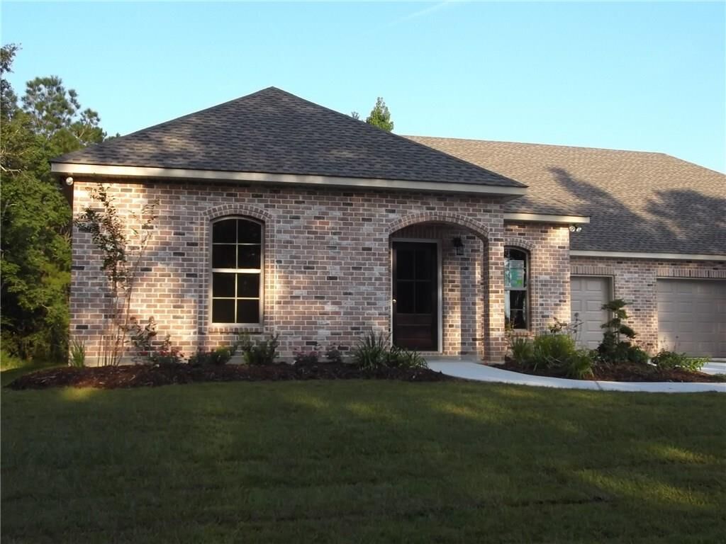 Property Photo:  200 La Chenier Drive A  LA 70461 