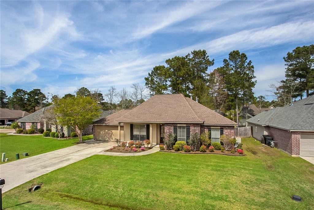 Property Photo:  334 Highland Oaks Drive  LA 70447 