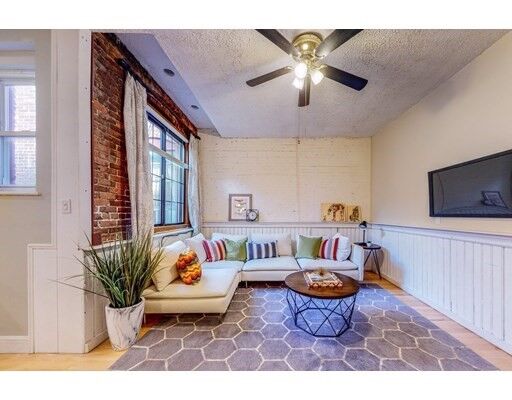 Property Photo:  31 Station St 6  MA 02445 