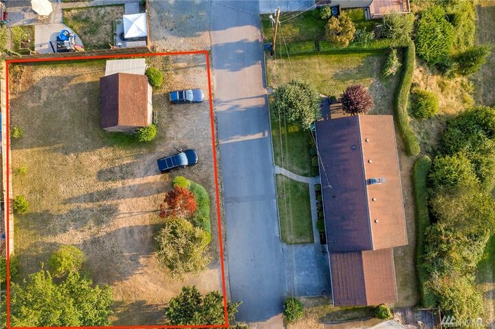 Property Photo: 520 N Gifford WA 98223