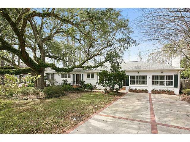 748 Park Avenue  Mandeville LA 70448 photo