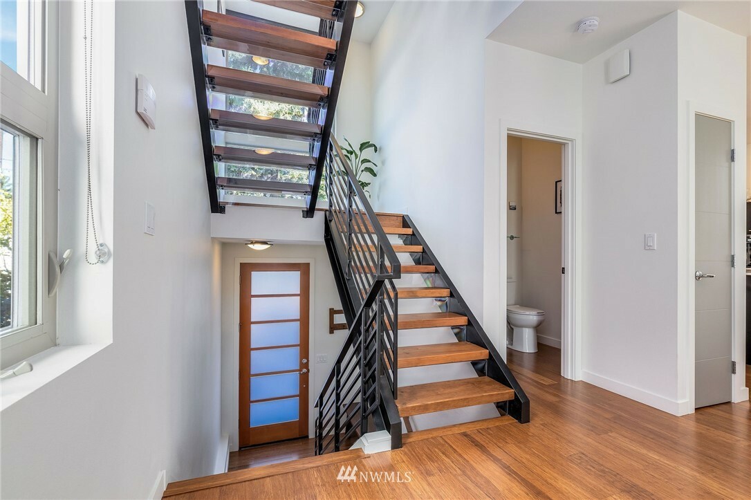 Property Photo: 1723 S State Street WA 98144