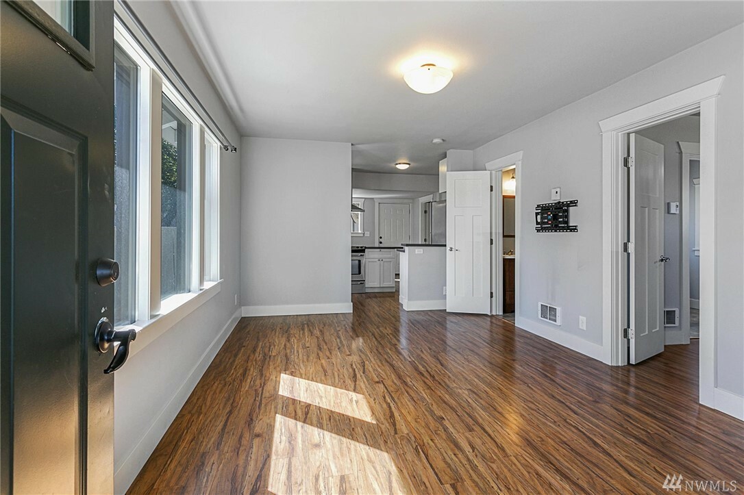 Property Photo:  7402 Beverly Blvd  WA 98203 