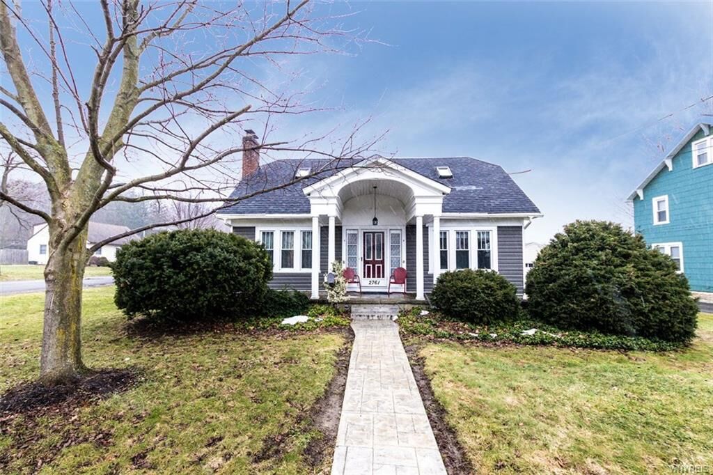 Property Photo:  2761 2nd Street  NY 14057