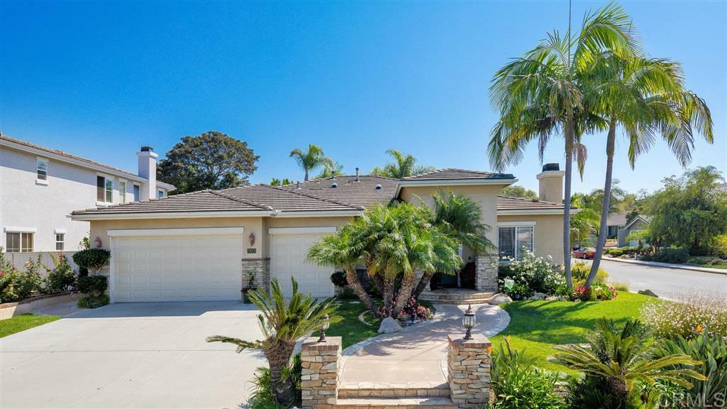 Property Photo: 7872 Via Teca CA 92009