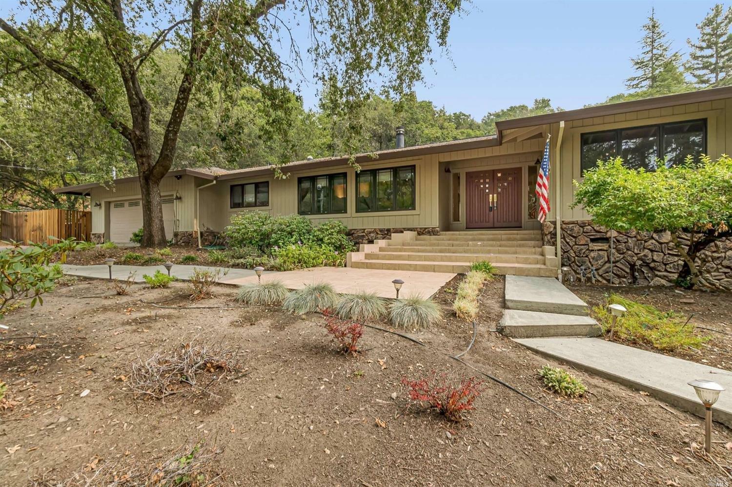 Property Photo:  1453 Wikiup Drive  CA 95403 