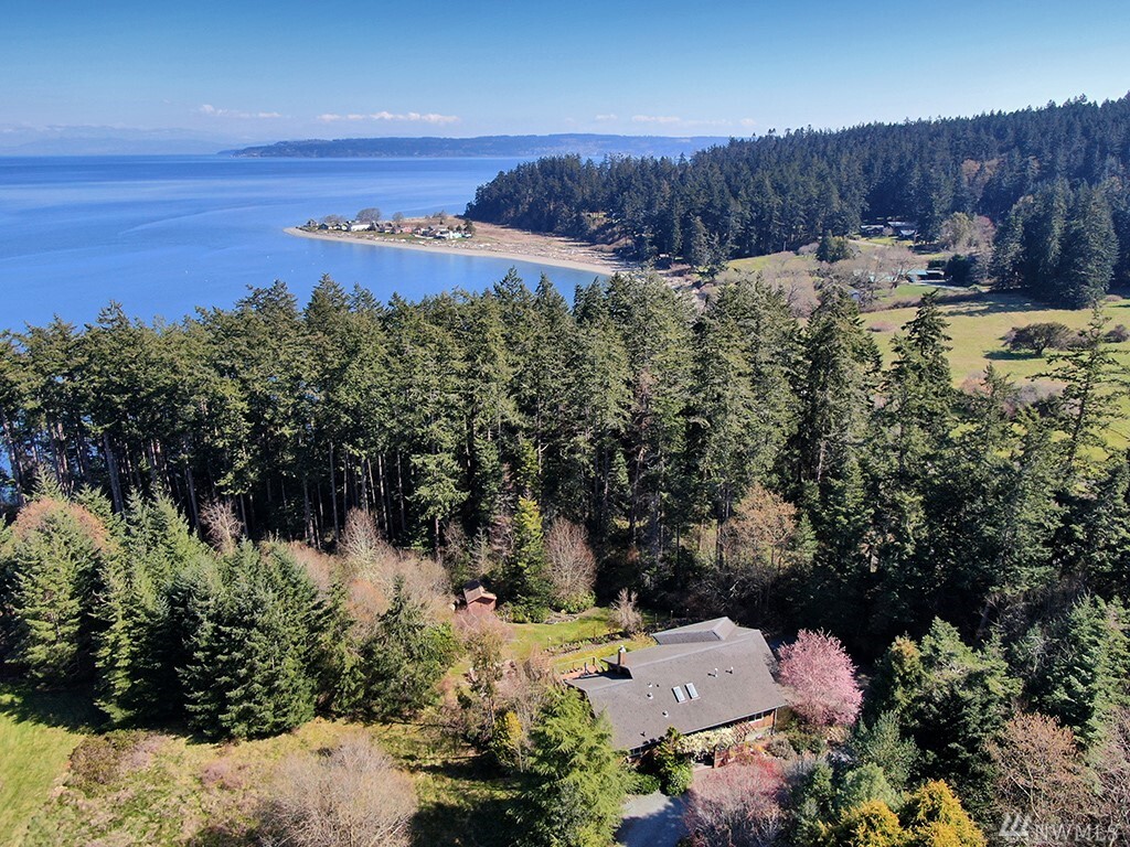 Property Photo:  250  Kineth Point Place  WA 98239 