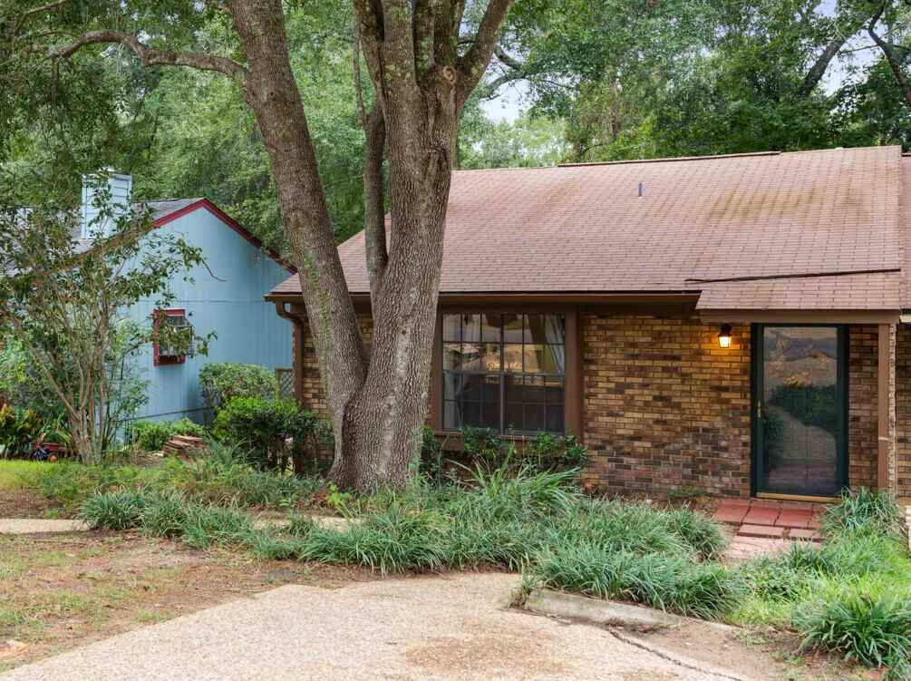 Property Photo:  277 E Whetherbine Way  FL 32301 