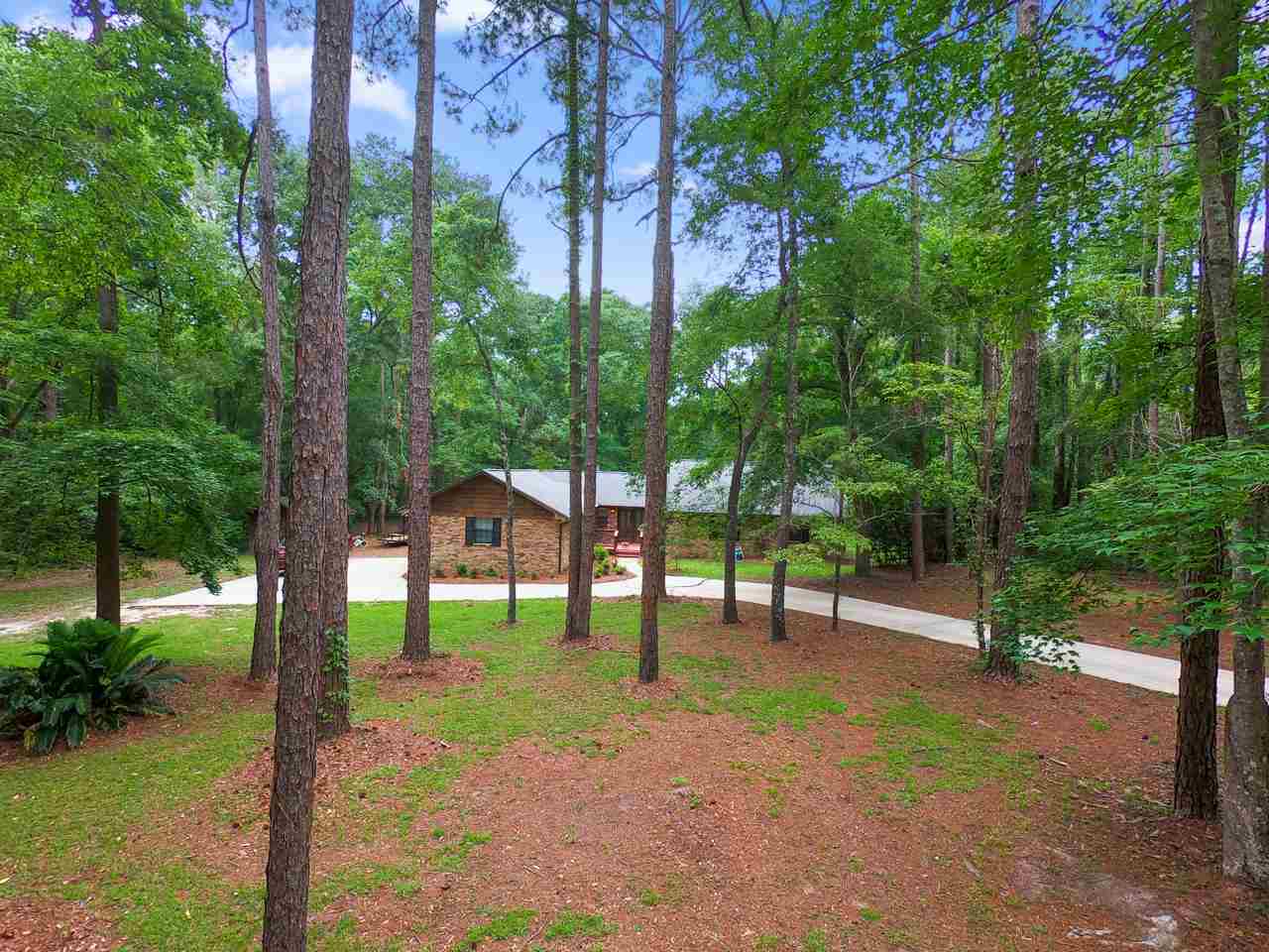 6185 Pickwick Road  Tallahassee FL 32309 photo