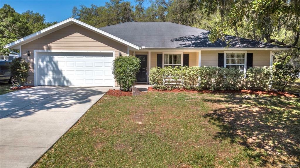 Property Photo:  756 S Terri Point  FL 34450 