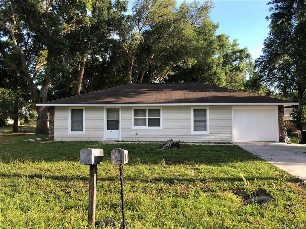 Property Photo: 4132 E Allendale Street FL 34453