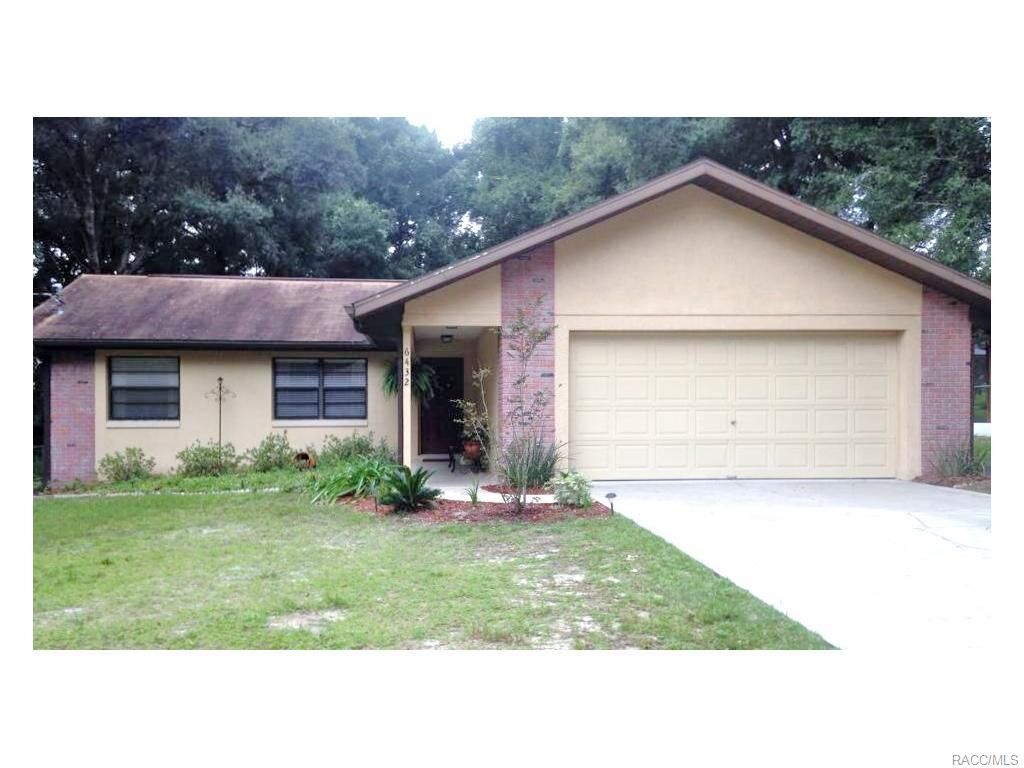 Property Photo:  6432 E Wingate Street  FL 34452 