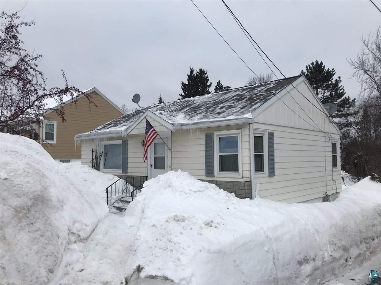 Property Photo: 2518 Piedmont Ave MN 55811