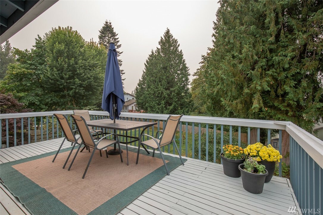 Property Photo:  26419 Circle Dr NW  WA 98370 