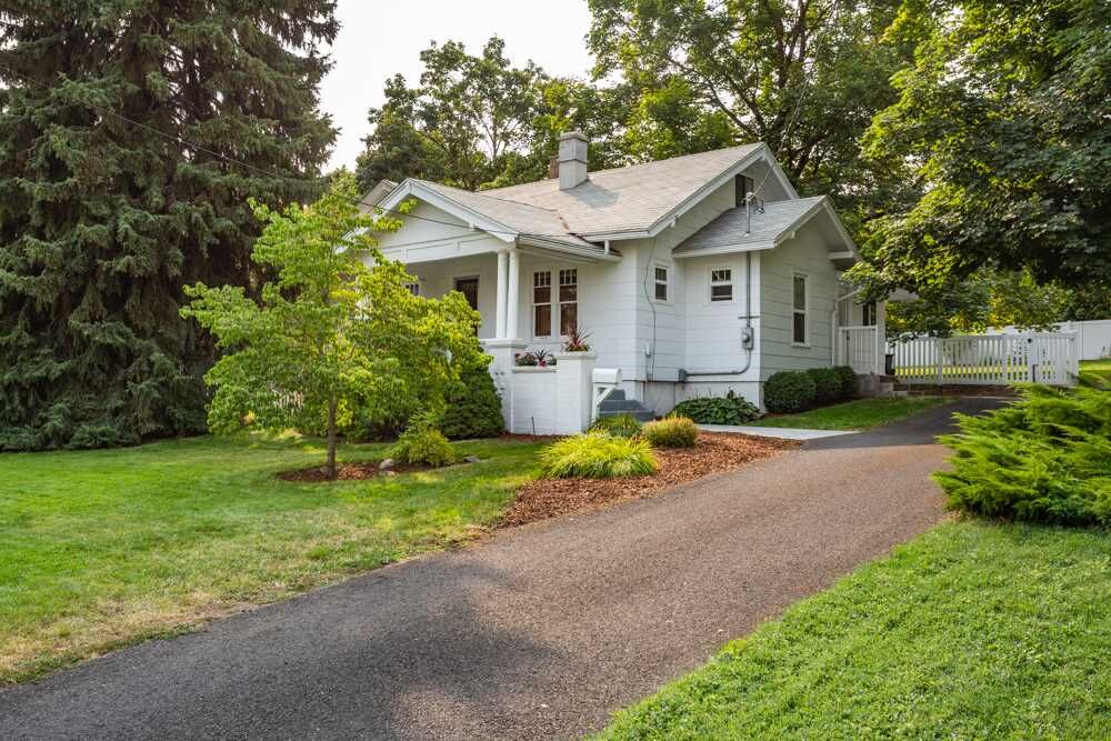 Property Photo:  3006 E 11th Ave  WA 99202 