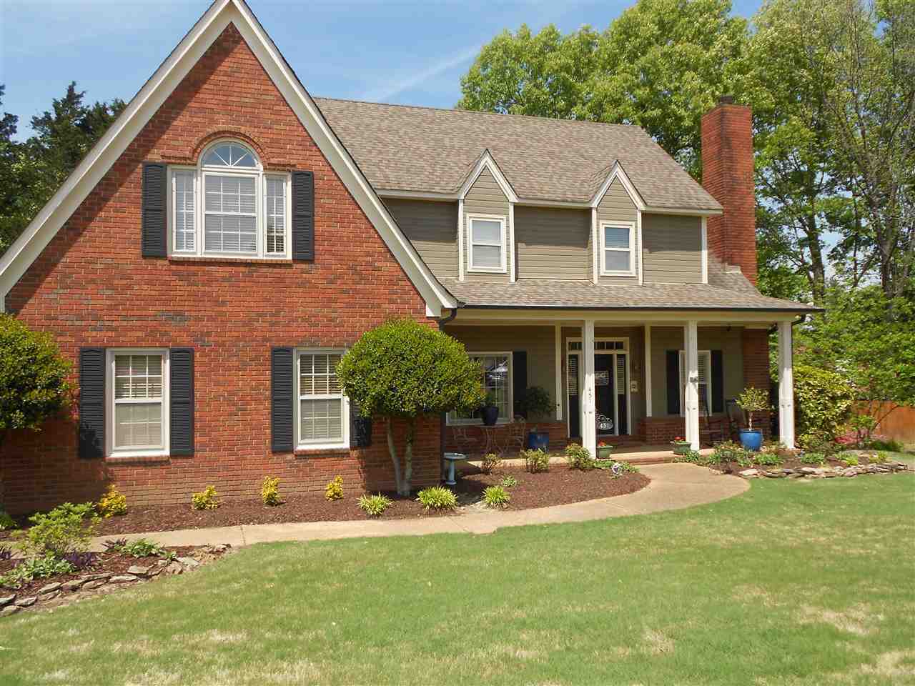 Property Photo:  451 W Revell Pointe Dr  TN 38017 