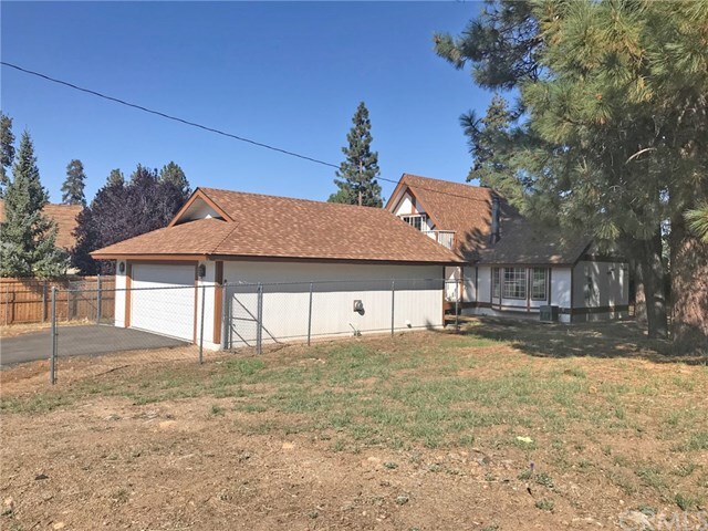 Property Photo: 541 Georgia Street CA 92315