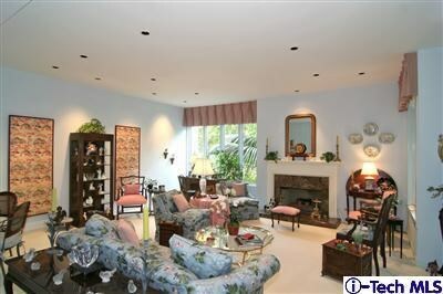 Property Photo:  251 S Orange Grove Boulevard 9  CA 91105 