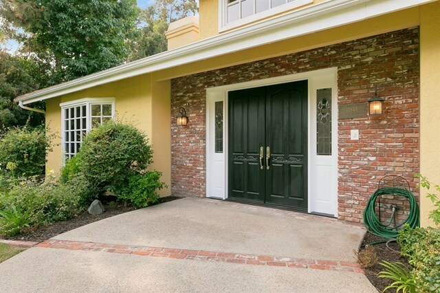 Property Photo: 17844 Circa Oriente CA 92067