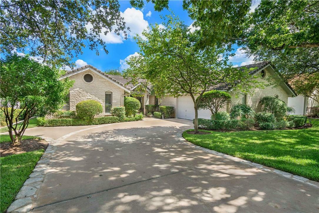 Property Photo:  16 Tiburon Drive  TX 78738 