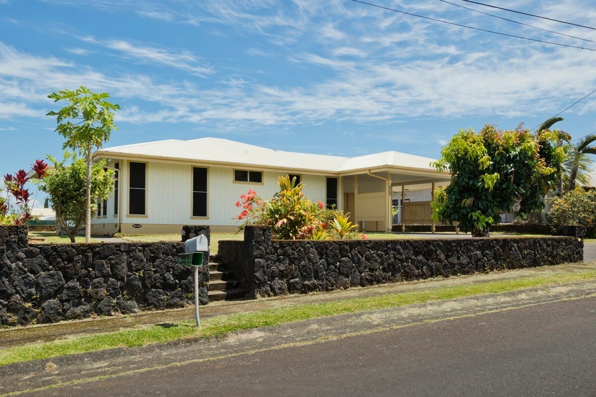 1423 Kikaha St  Hilo HI 96720 photo