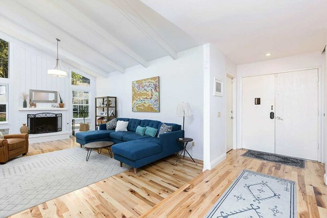 Property Photo: 2133 Steiger Ln CA 92056