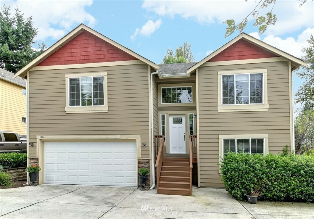 Property Photo: 4026 152nd Place SW WA 98087