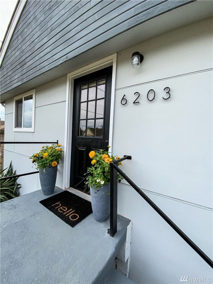 Property Photo:  6203  46th Avenue S  WA 98118 