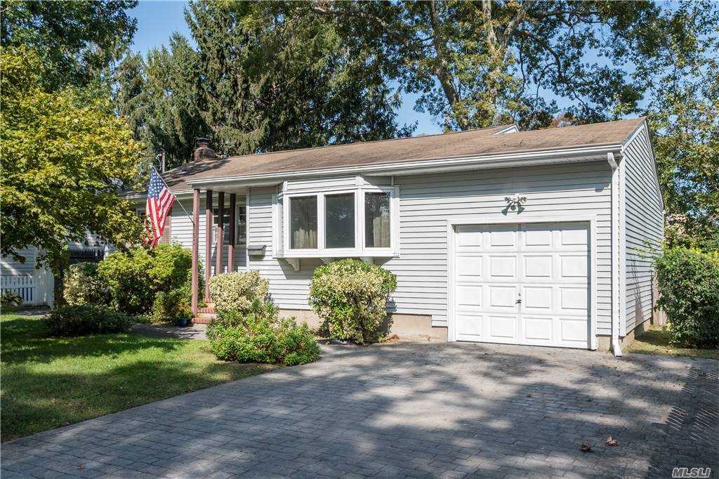 Property Photo:  763 Densfield Road  NY 11704 